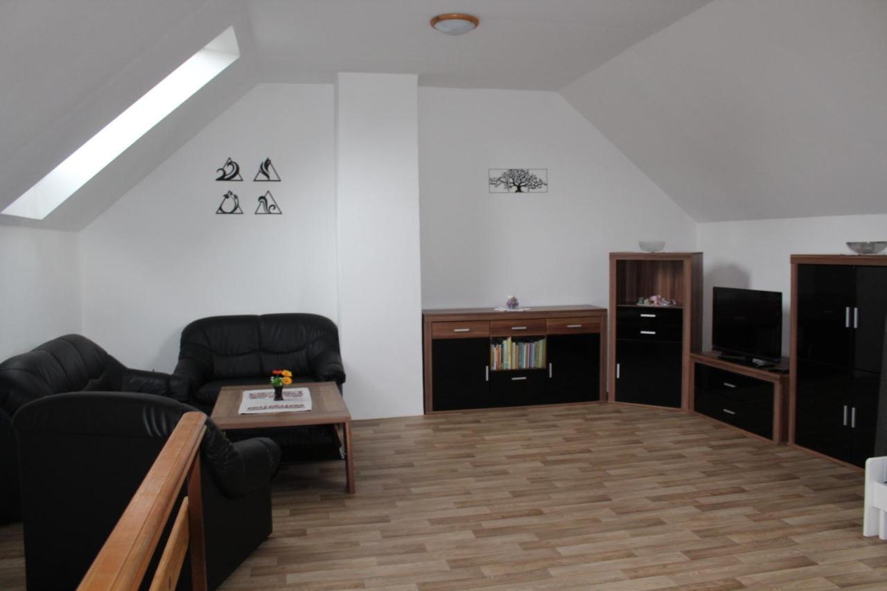 Rapotin, Jesenicka 296, 3km Od Termalniho Parku Velke Losiny Apartment