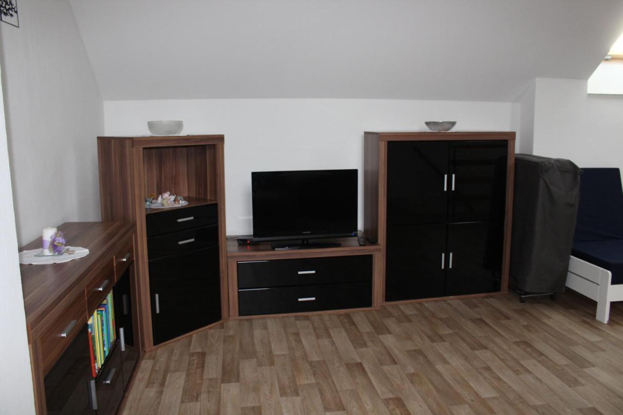 Apartment Rapotin, Jesenicka 296, 3km Od Termalniho Parku Velke Losiny